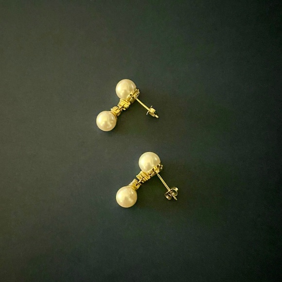 CULTURED SALTWATER PEARL AND DIAMOND EARRINGS 18K - Picture 7 of 12